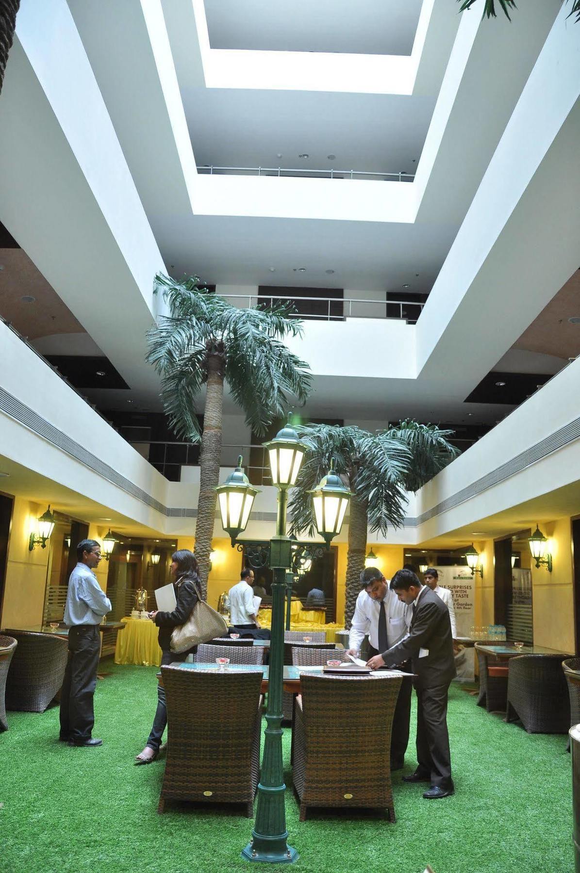 The Cambay Grand Hotel 4*