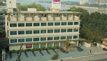 Hotel Riverview 3*