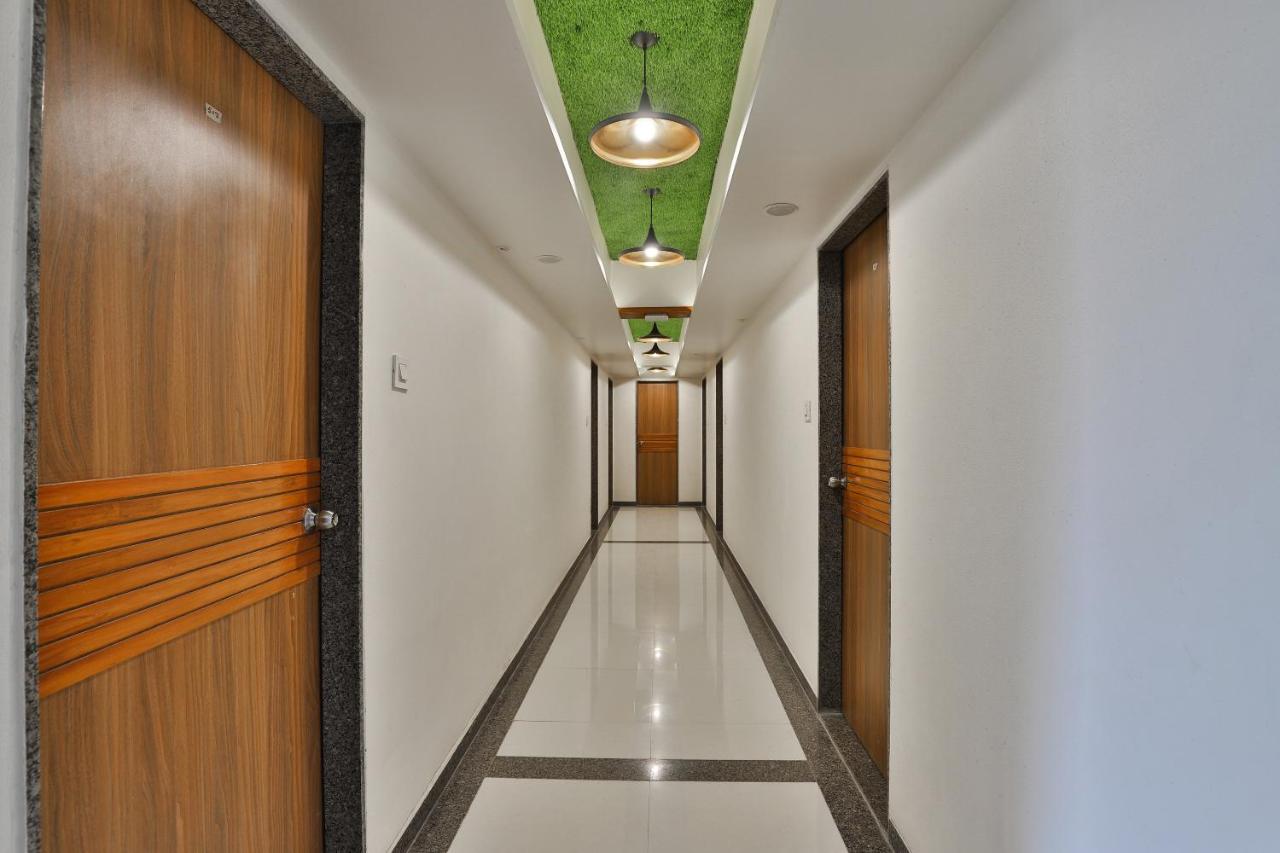 Shiv Ganga Hotel 3*