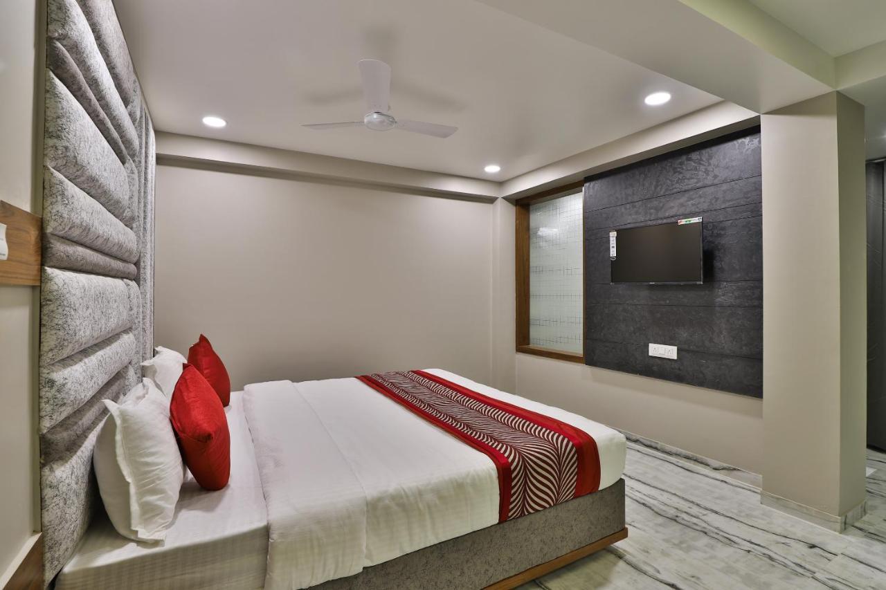 Balaji Hotel
