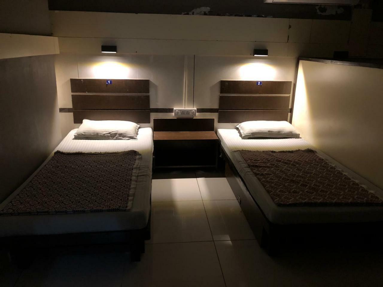 Albergue Night Halt *