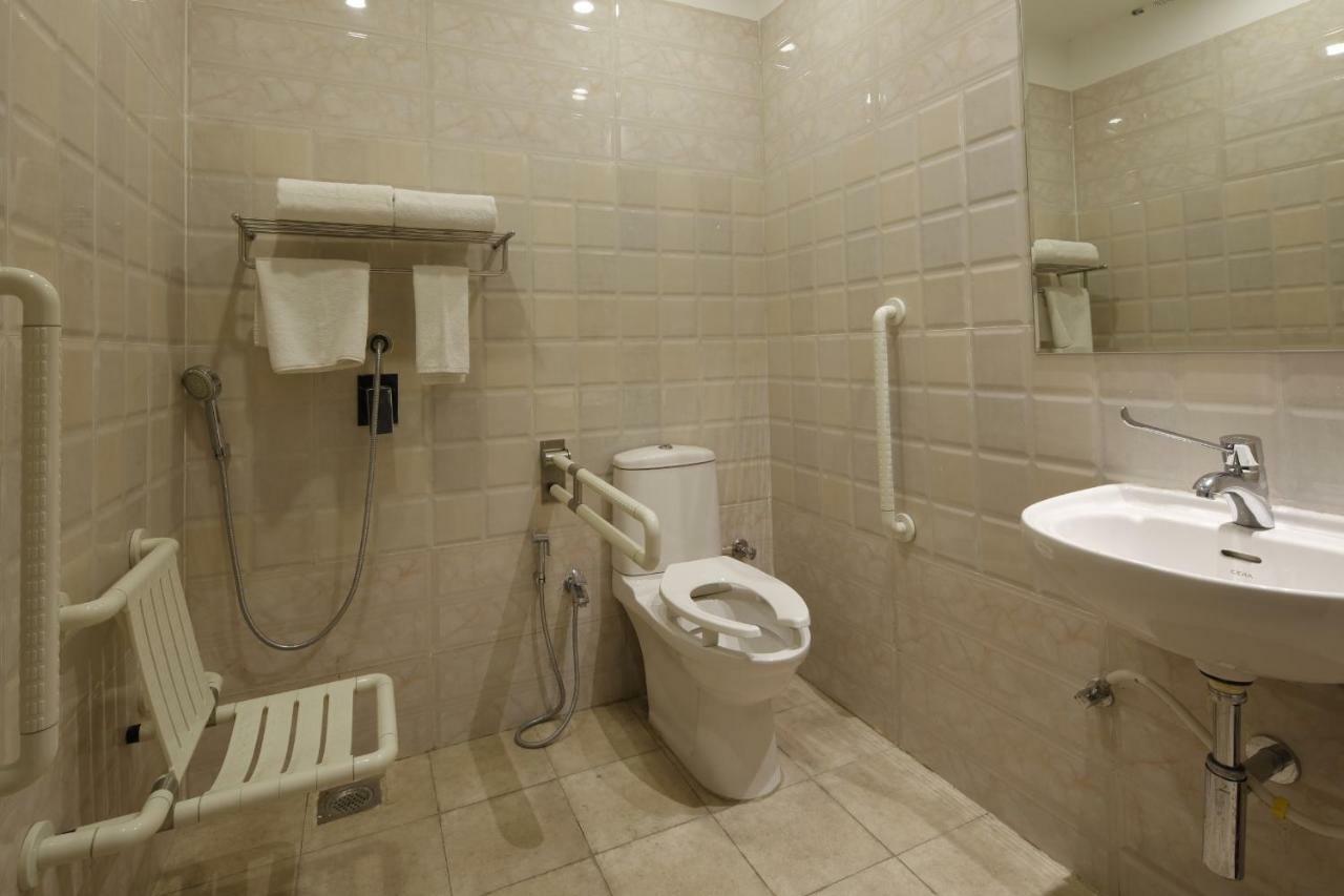 Regenta Ranip Hotel 4*