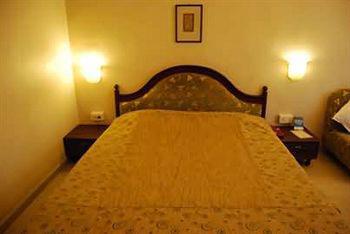 Hotel The Westend 3*