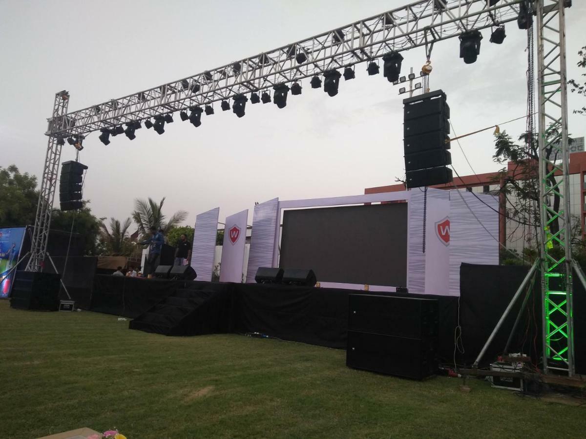 Hotel Aarya Grand & Ahmedabad