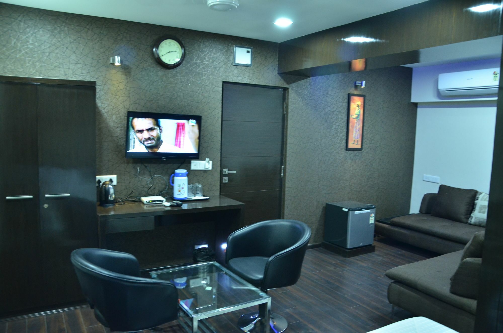 Fabhotel Metro Park Hotel Ahmedabad