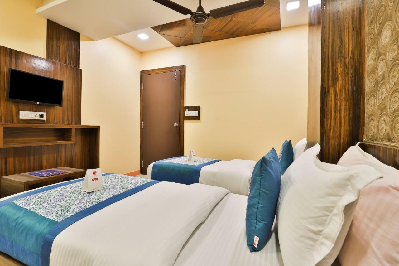 Oyo 12196 Mayur Park Residency 3* Ahmedabad