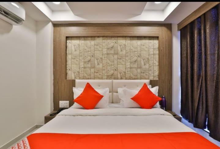 Pathik Hotel