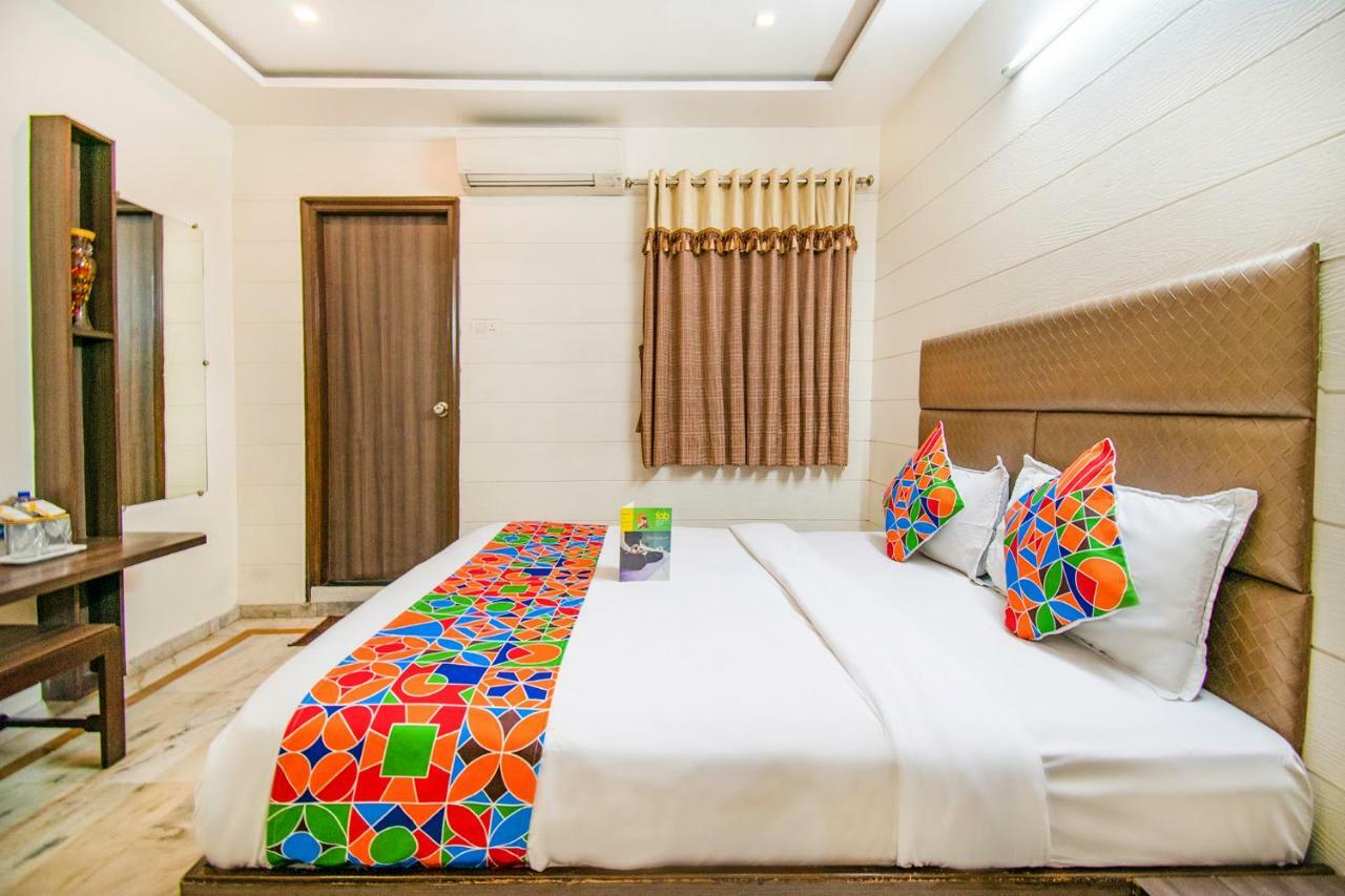 Kamran Palace Hotel 3*
