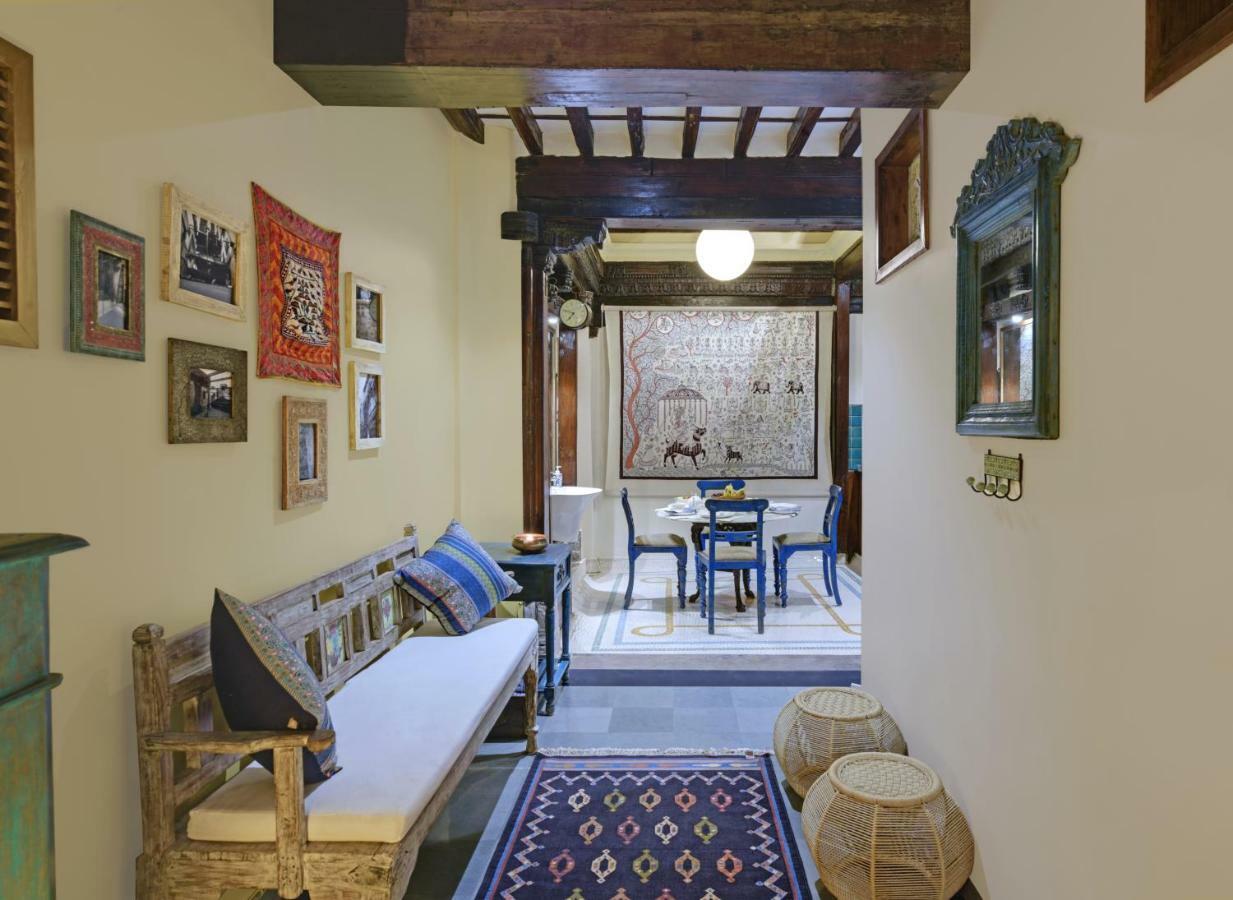 Hotel Dodhia Haveli Ahmedabad