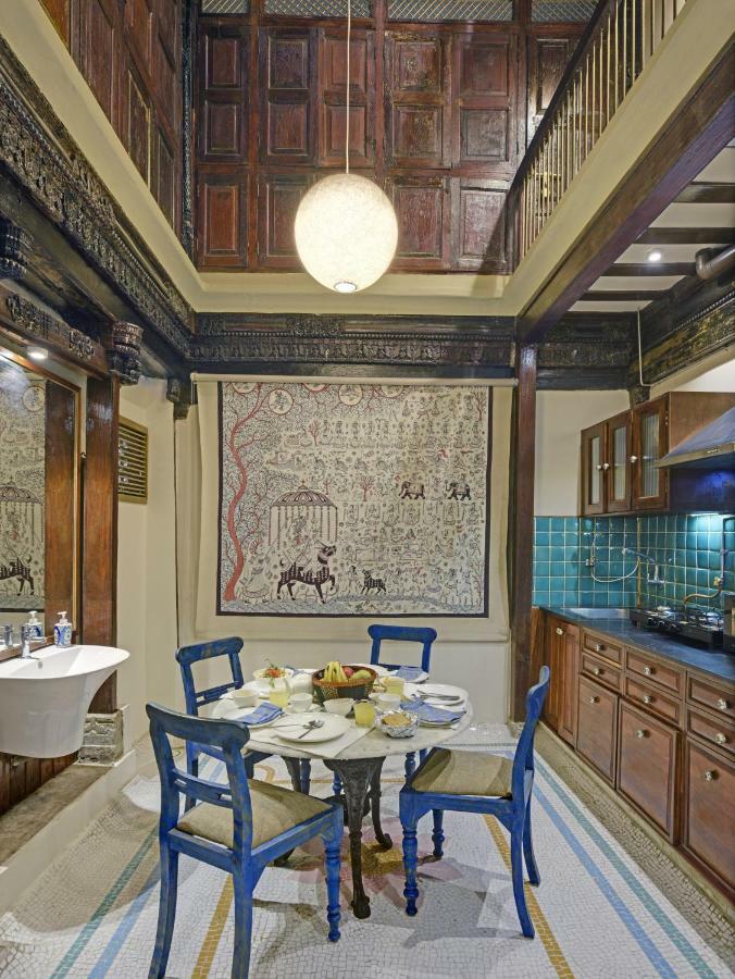 Hotel Dodhia Haveli Ahmedabad