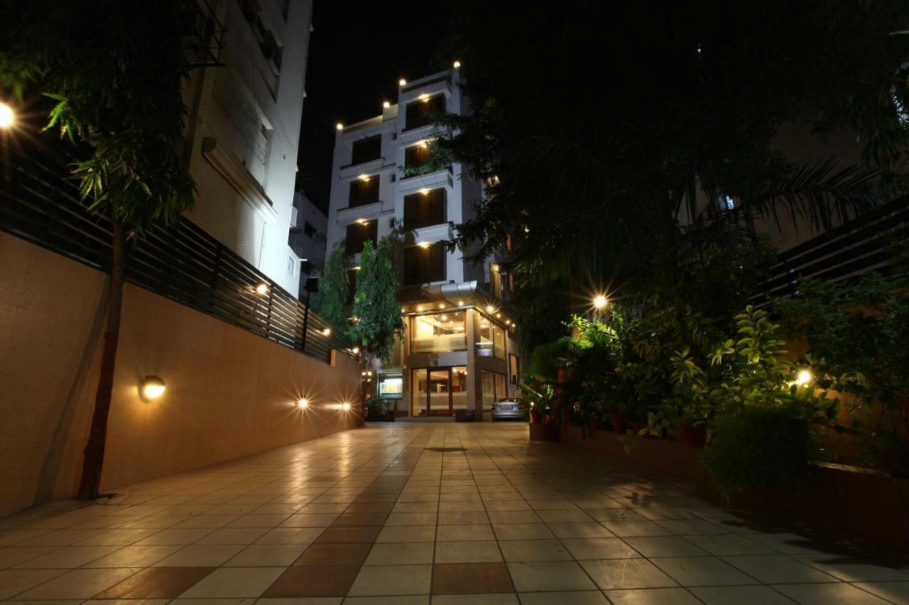 Hotel Accolade