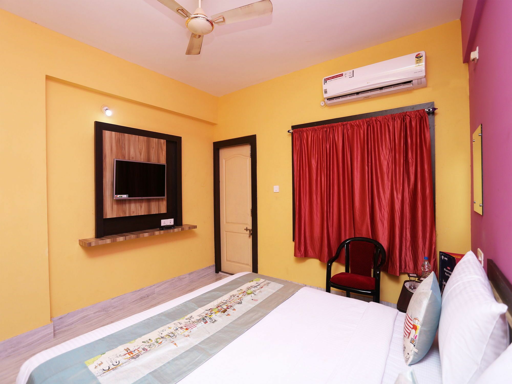 Hotel Oyo 10129 Ahmedabad