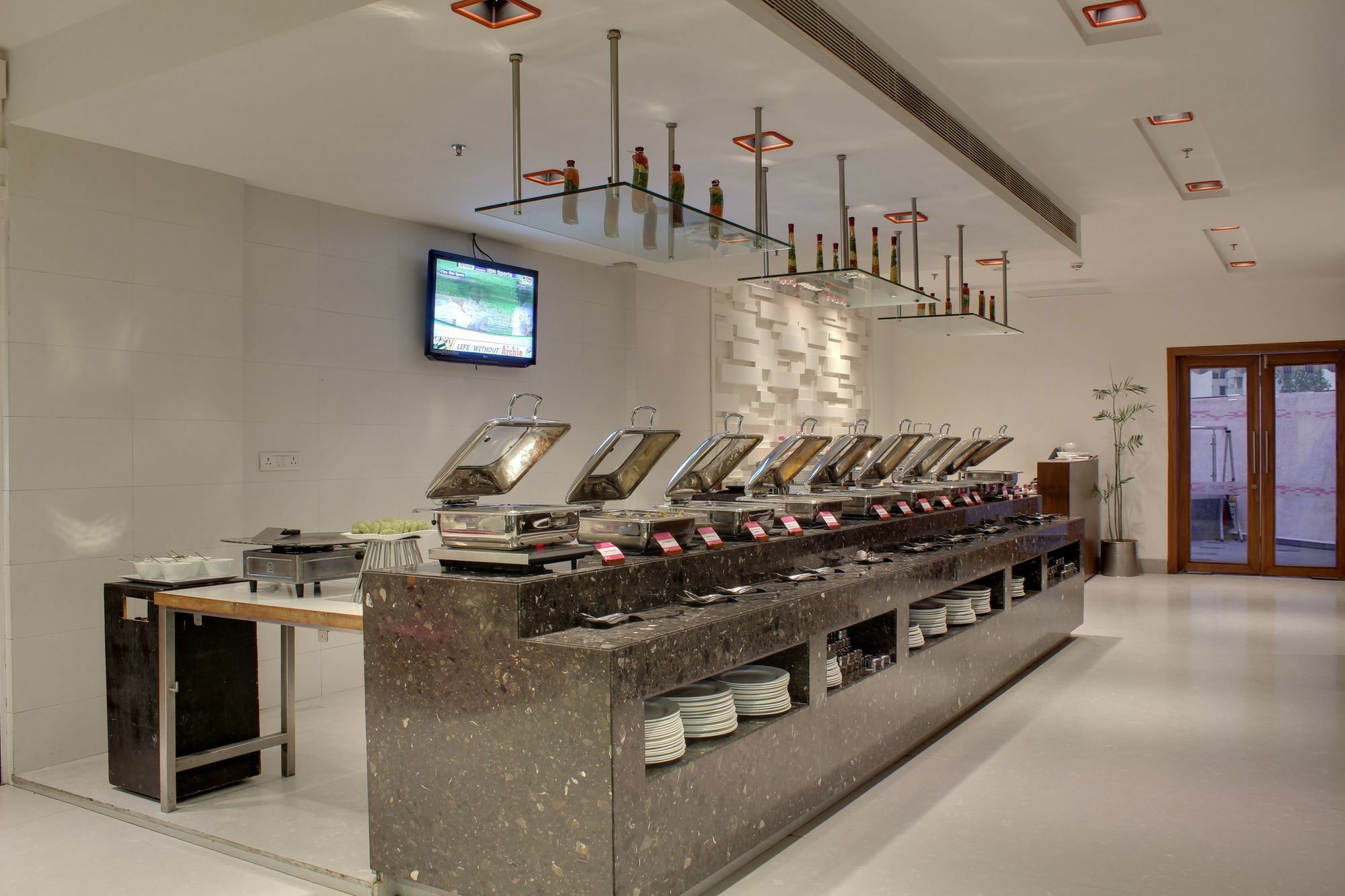 Hotel Vivanta Sg Highway Ahmedabad