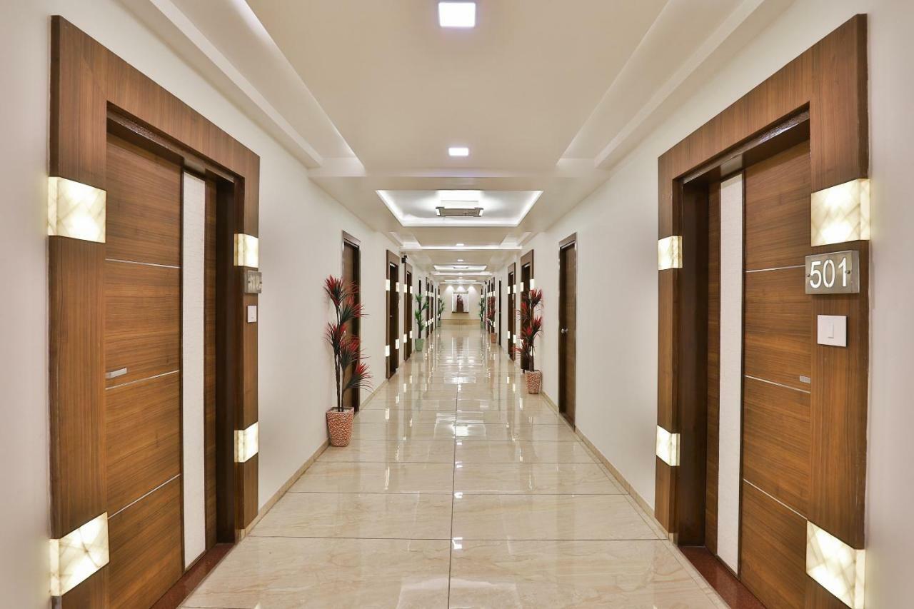 Hill Park By Sky Hotel Ahmedabad