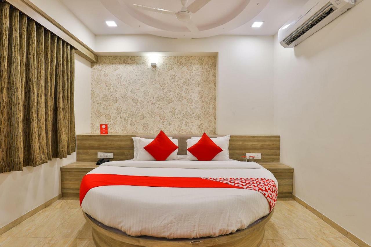 Hotel Hill Park By Sky Ahmedabad