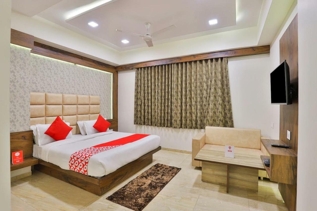 Hotel Hill Park By Sky Ahmedabad