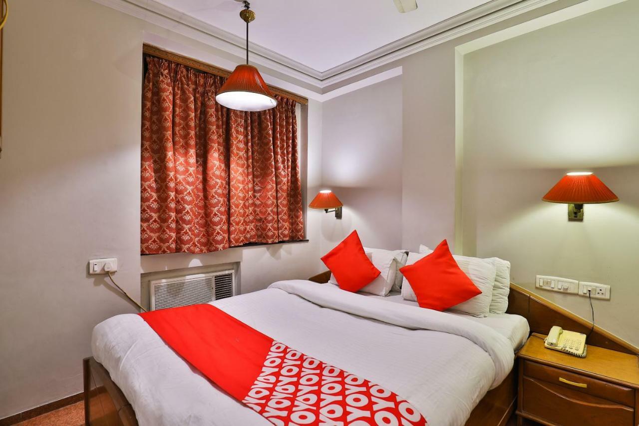 Pinnacle Hotel 3*
