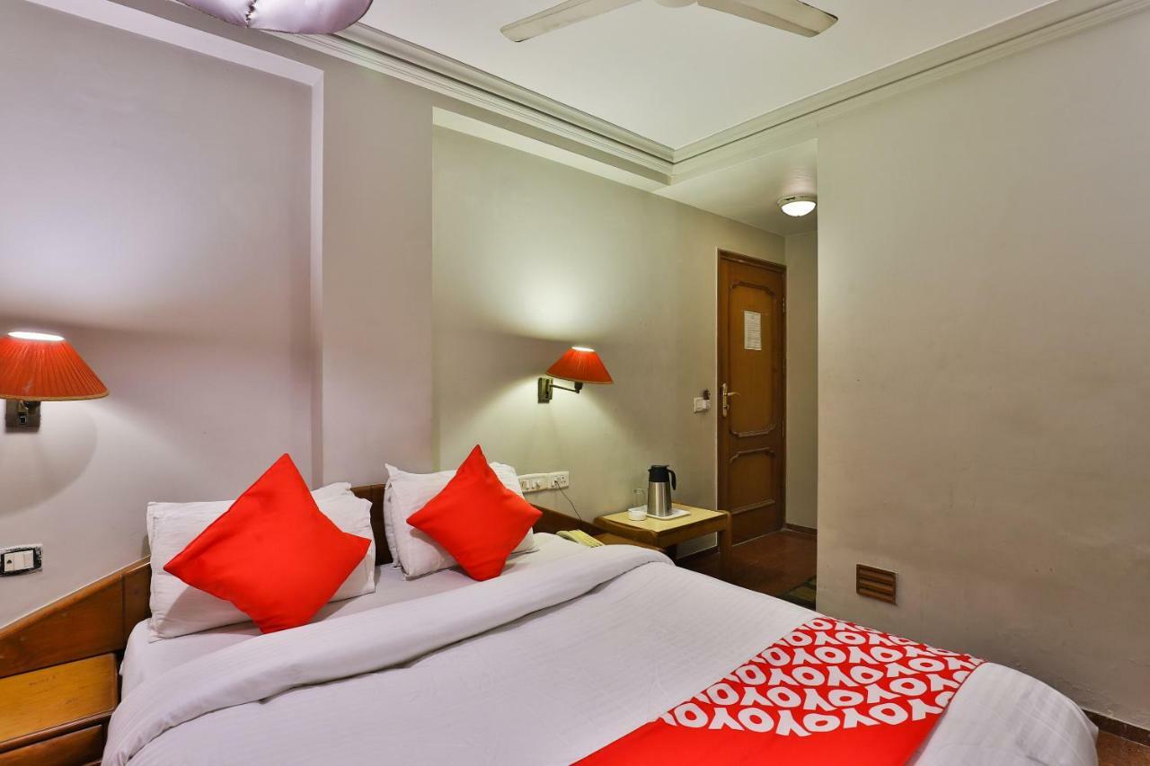 Pinnacle Hotel Ahmedabad
