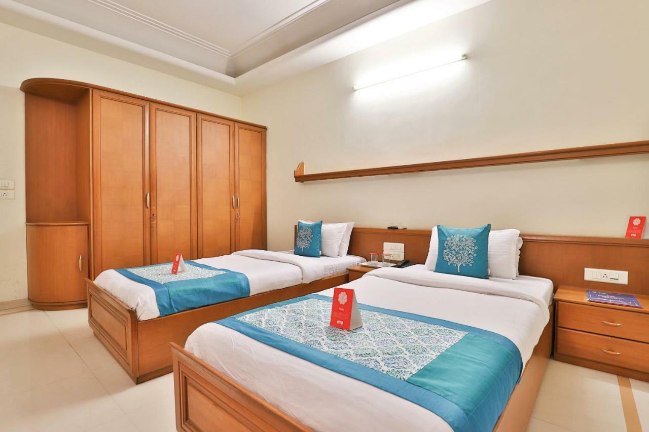 Hotel Oyo 8949 Atman