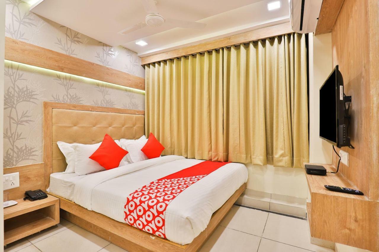 Oyo 22673 Suncity