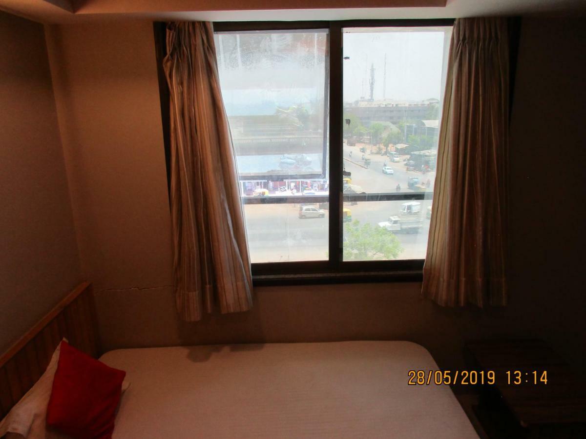 Om Balaji Hotel