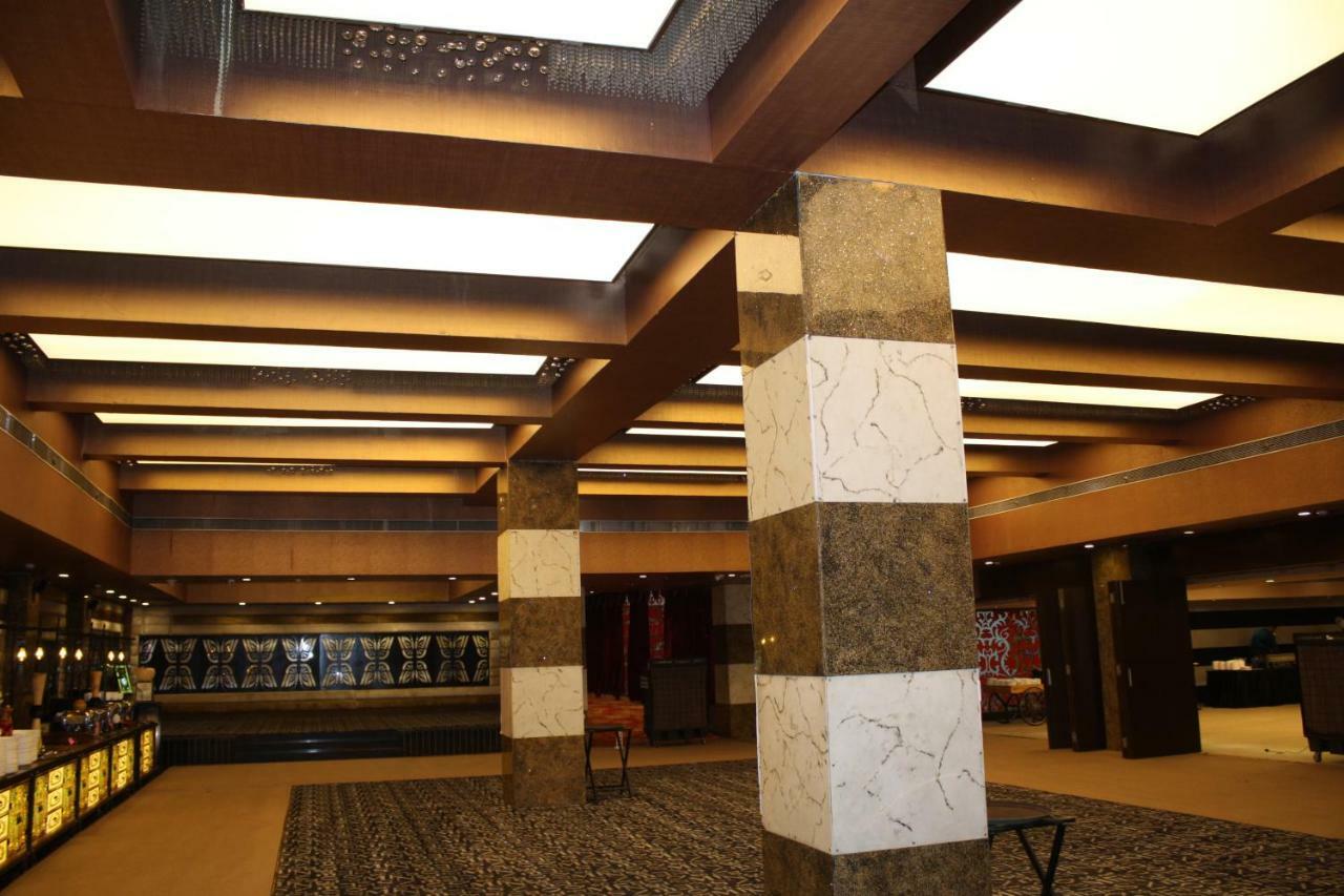Tribecca Select Hotel Ahmedabad