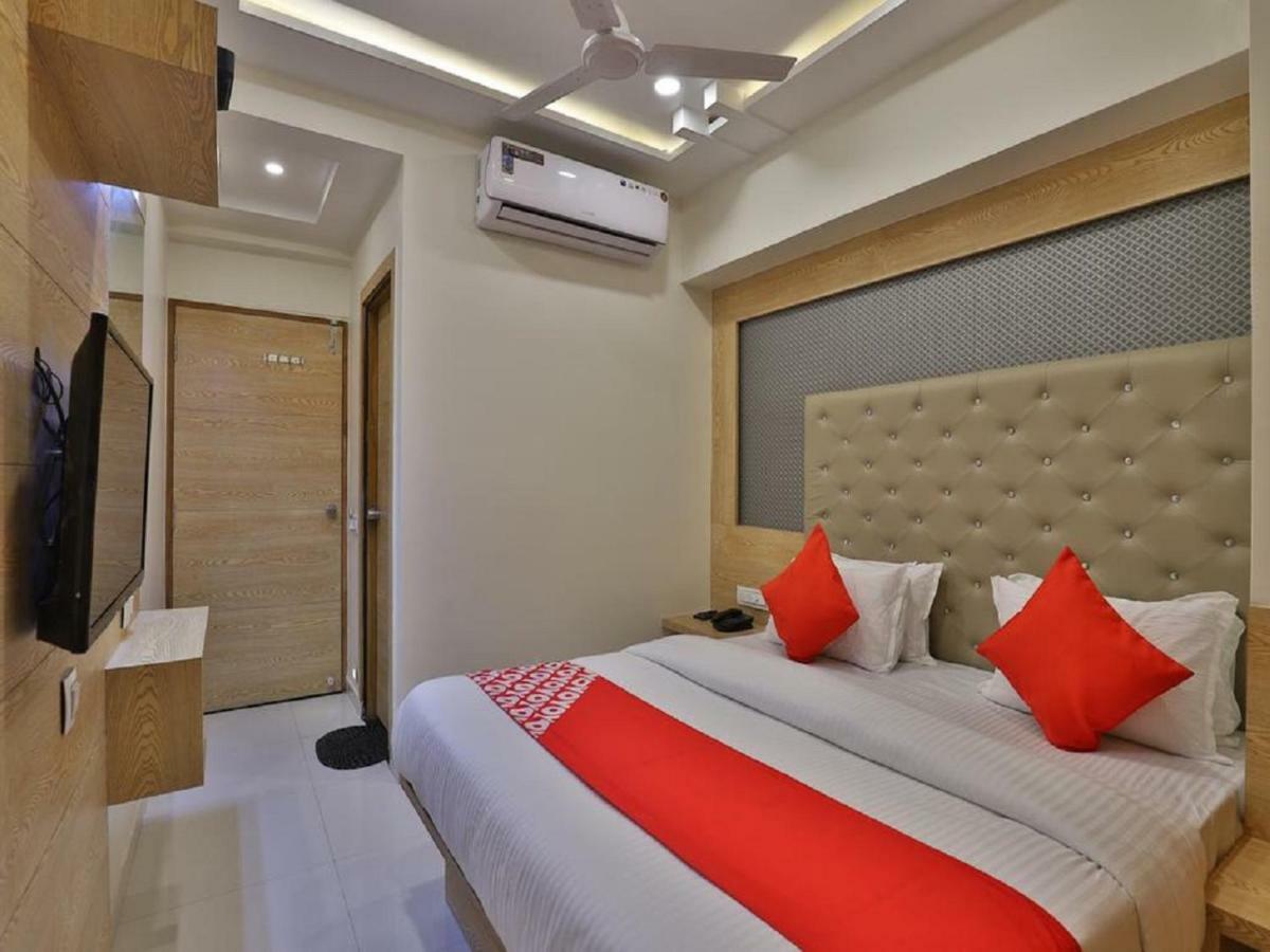 Acme By Sky Stays Ahmedabad