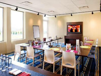 Vivanta Sg Highway 5* Ahmedabad