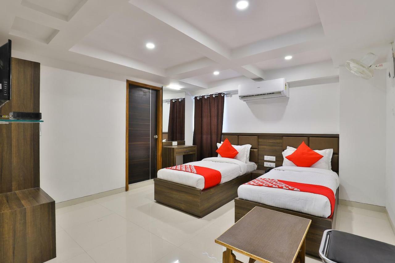 Hotel Radhe Residency