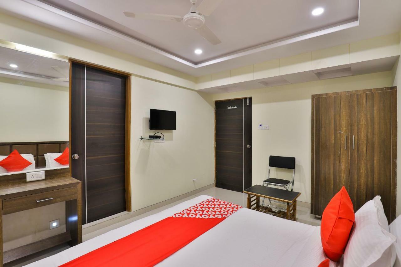 Hotel Radhe Residency Hotel