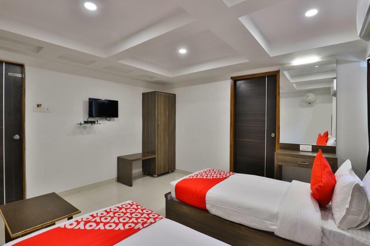 Hotel Radhe Residency 3* Ahmedabad