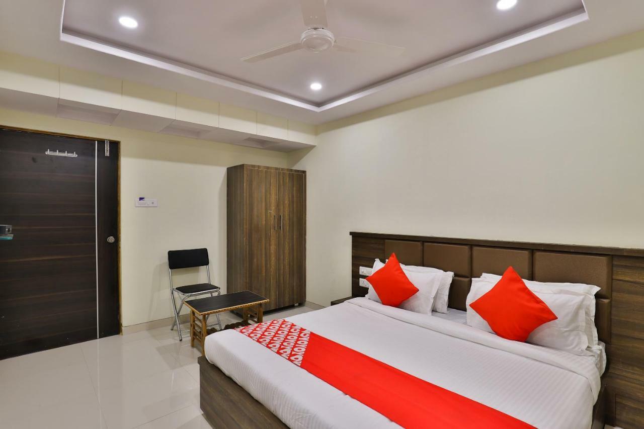 Hotel Radhe Residency 3*