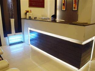 Fabhotel Royal Landmark Hotel *
