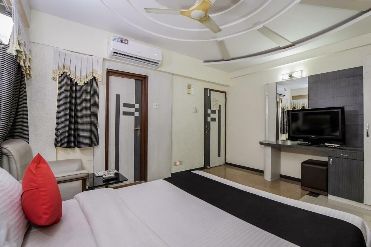 Hotel Capital O 978 Marshall The Ahmedabad