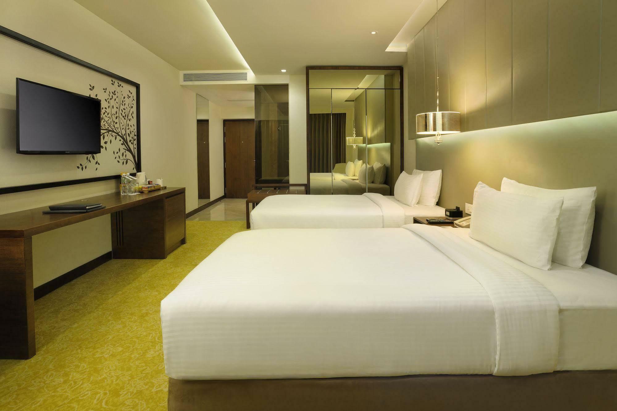 Hotel Renaissance Ahmedabad
