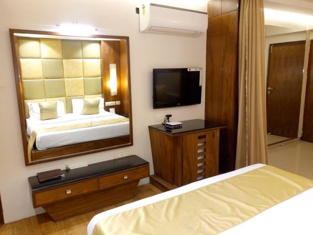 Accolade Ahmedabad