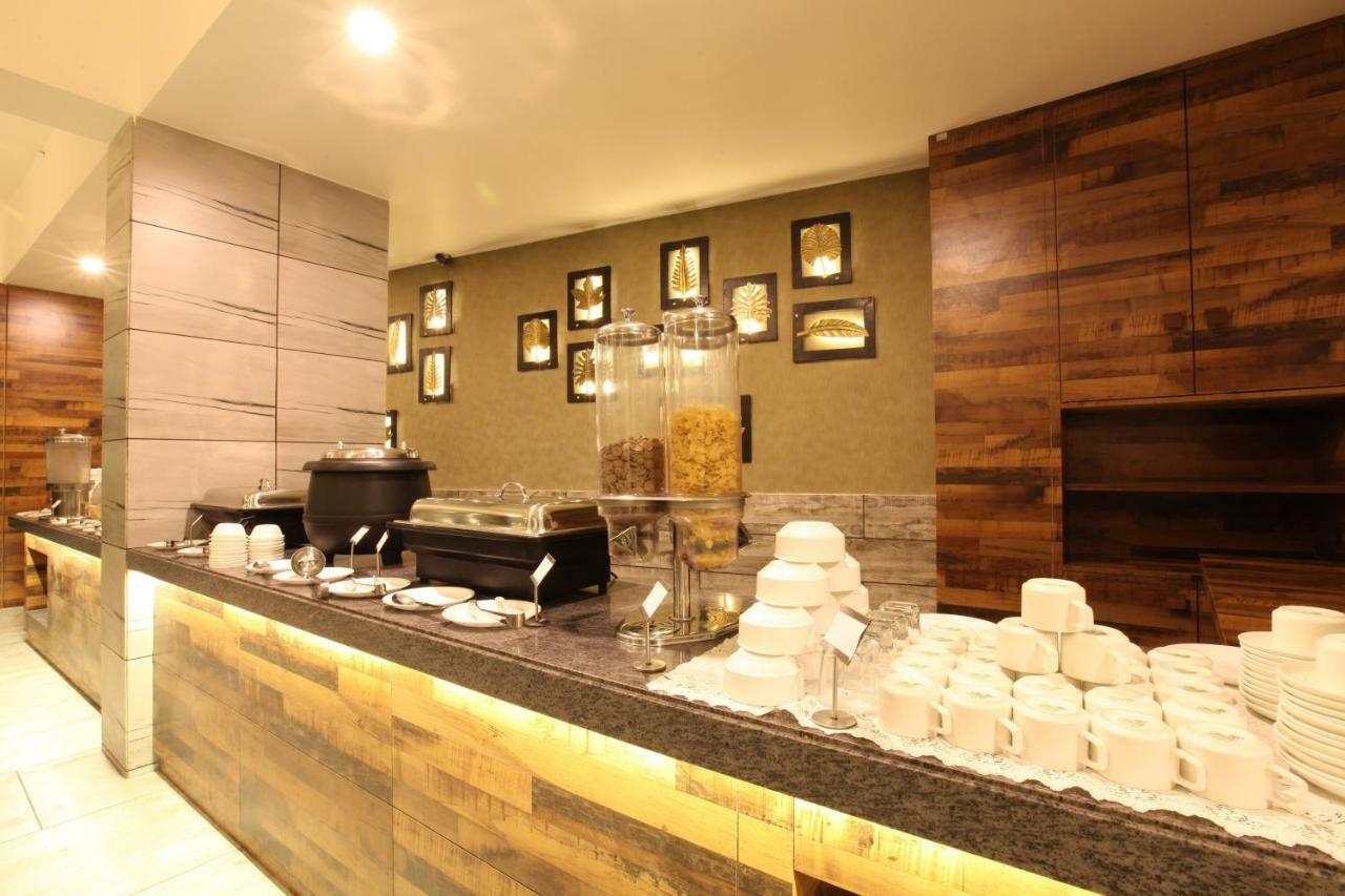 Hotel Accolade