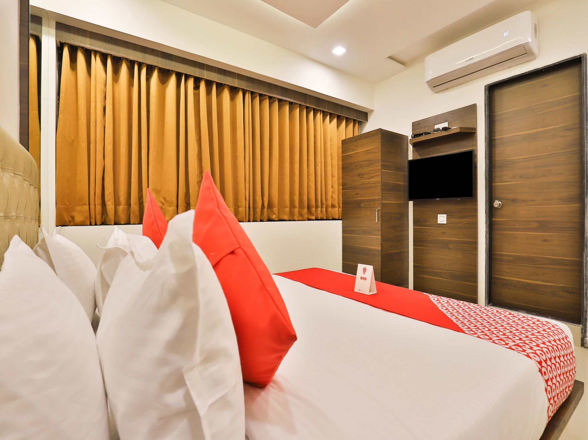 Hotel Sunstar Ahmedabad