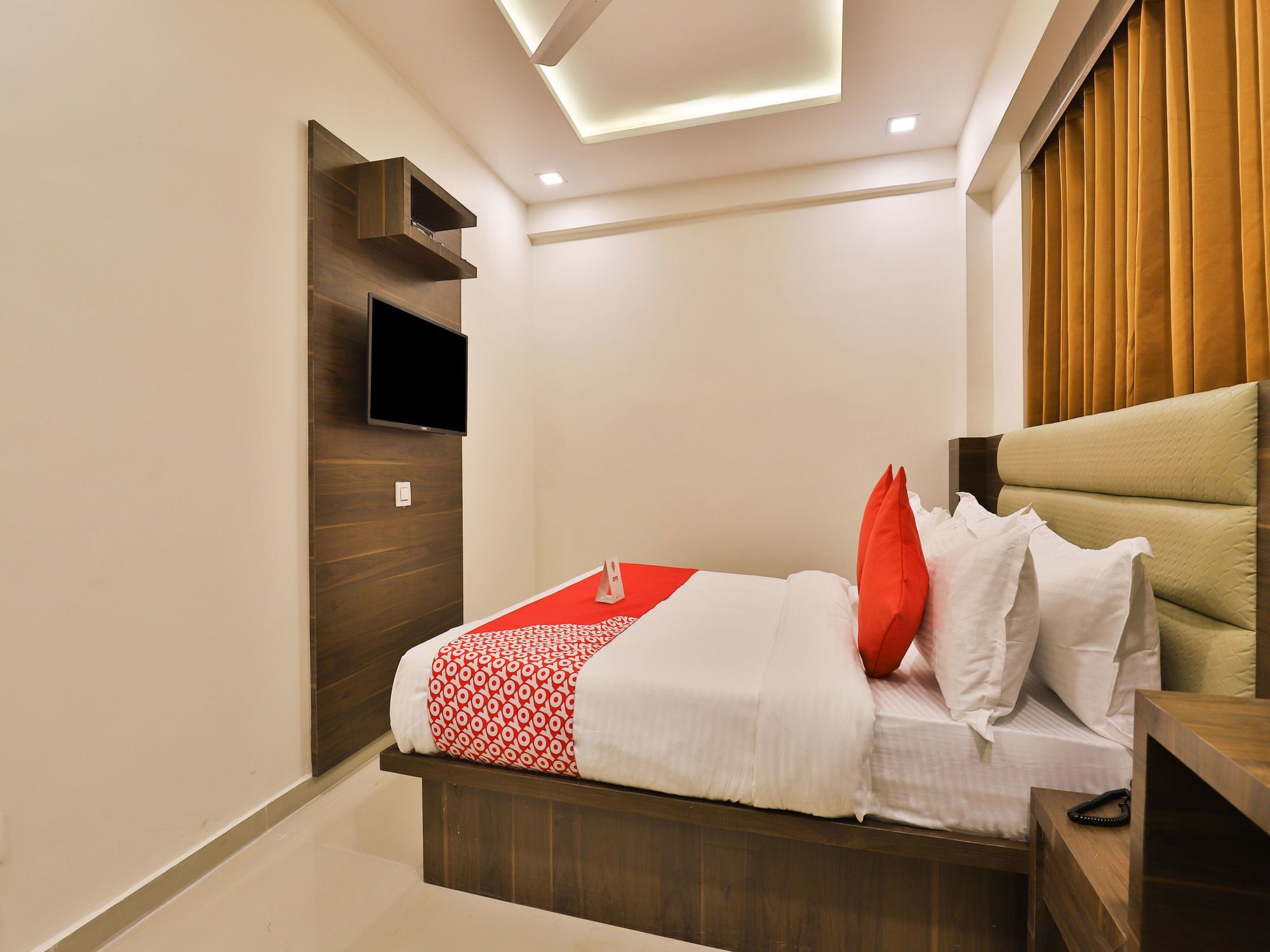 Sunstar 2* Ahmedabad
