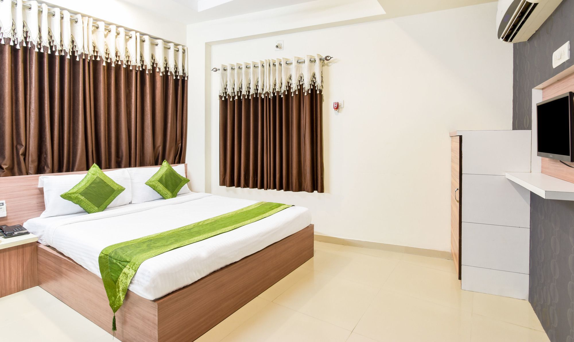 Treebo Sun Star Ahmedabad