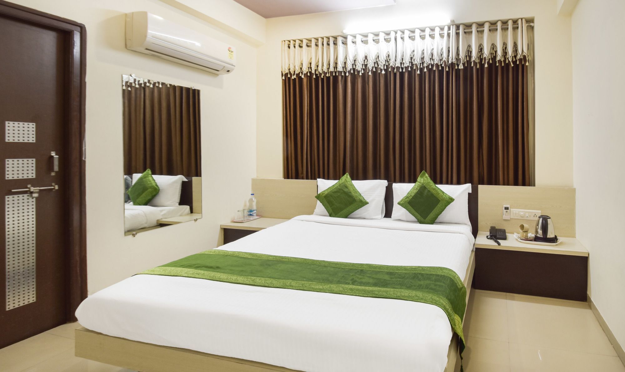 Hotel Treebo Sun Star Ahmedabad