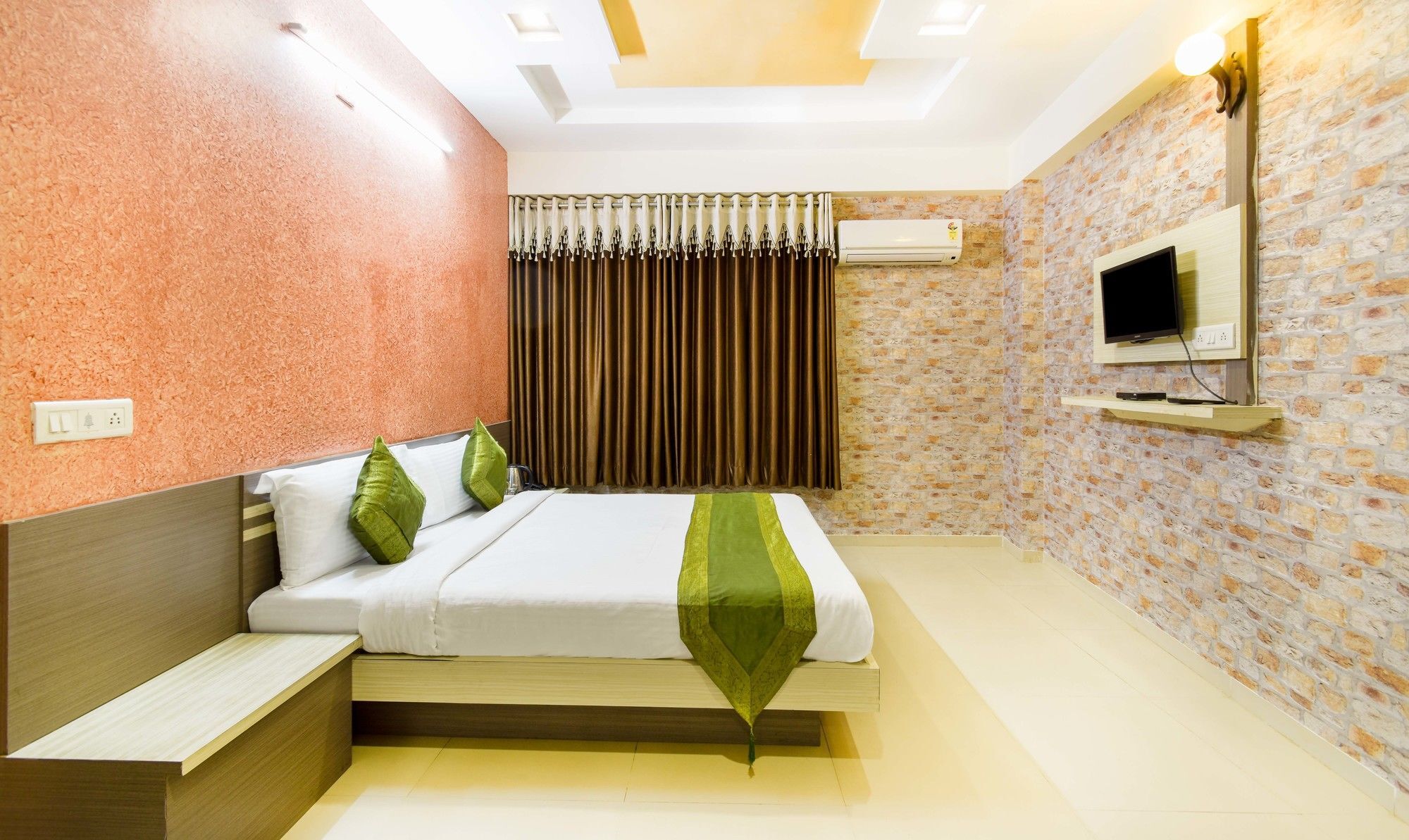 Hotel Treebo Sun Star Ahmedabad