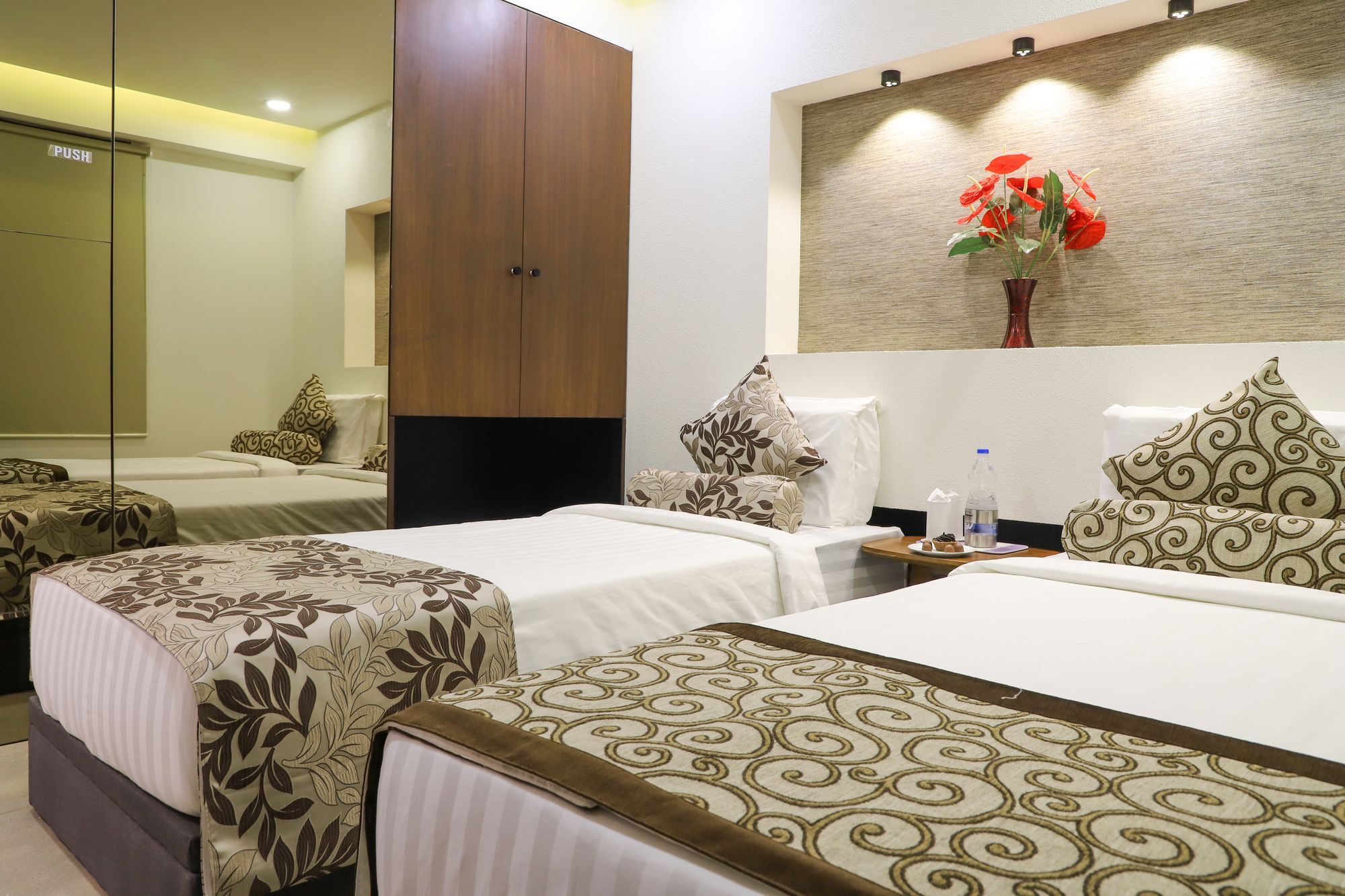 Hotel Tribecca Residency 3*