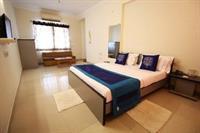 Oyo Thaltej Sg Highway 2 Hotel 3*