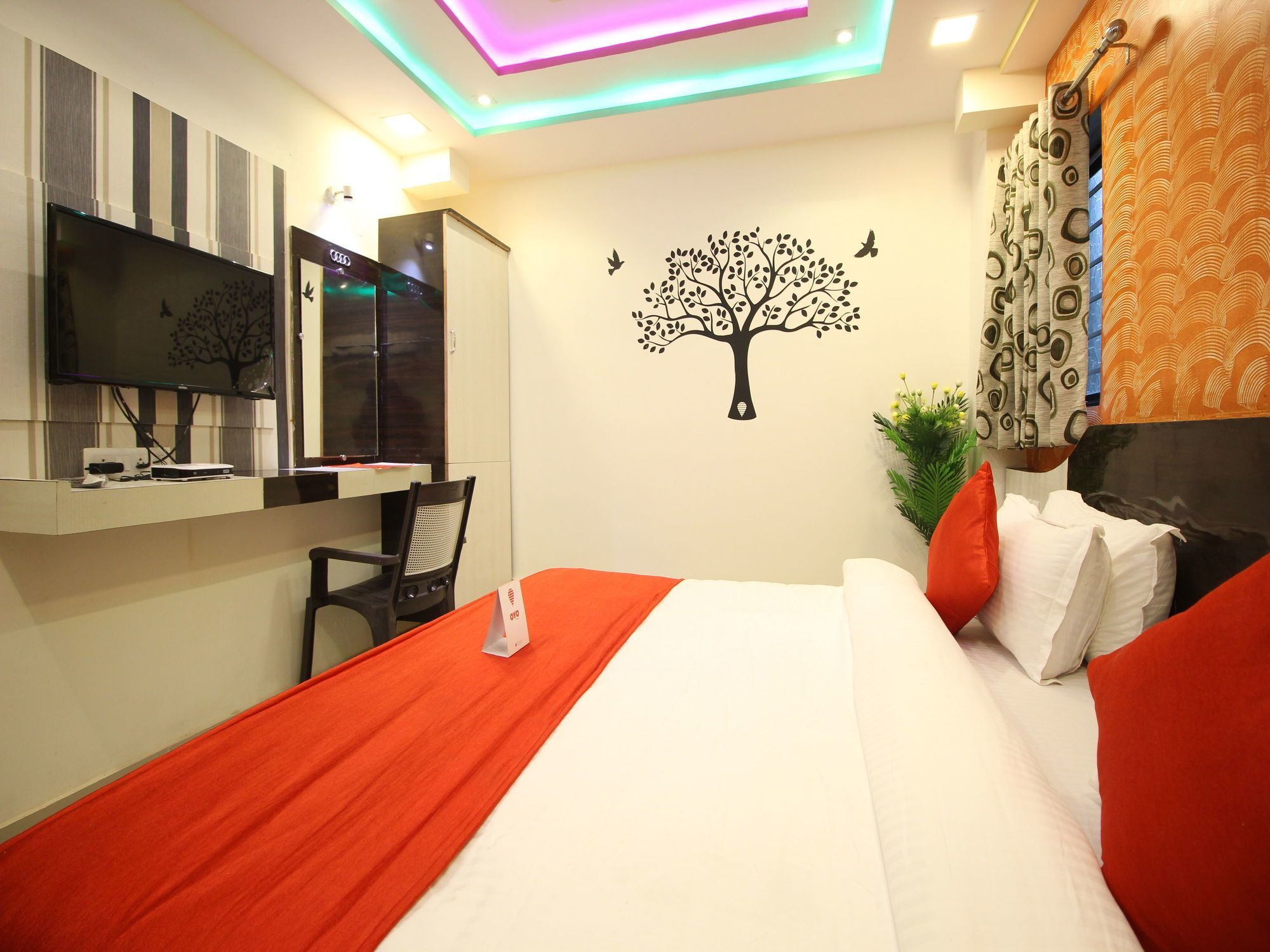O Land Hotel