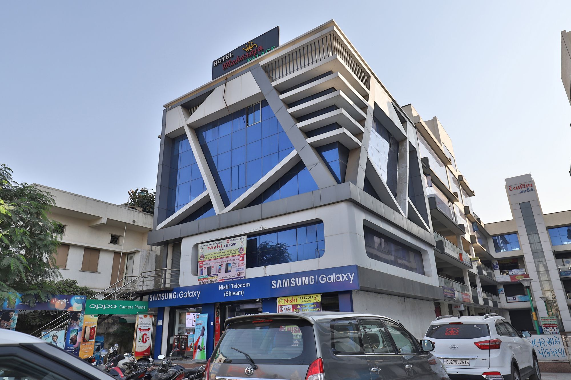 Hotel Oyo 11557 Maharaja Palace 3*
