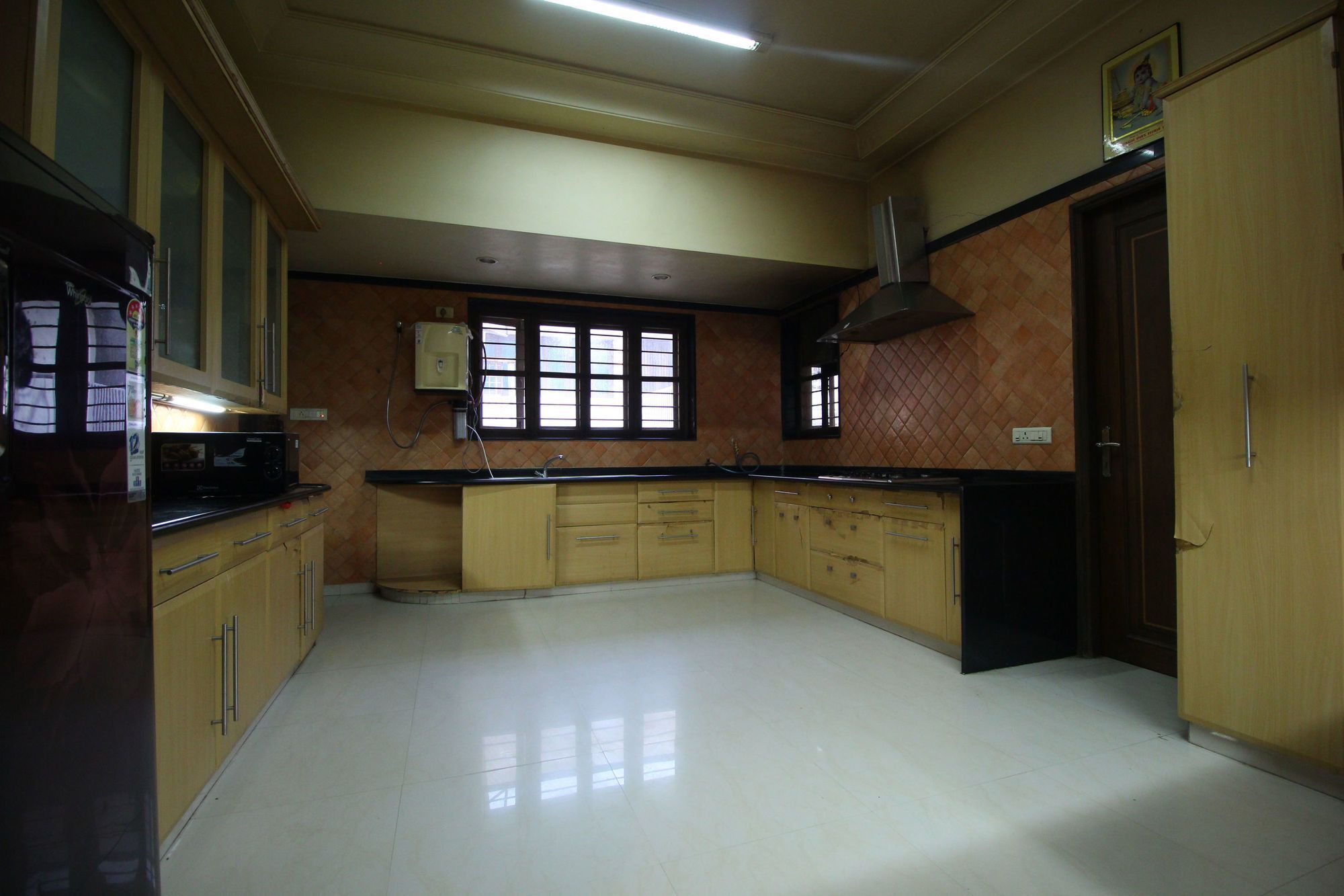 Hotel Oyo 8949 Atman Ahmedabad