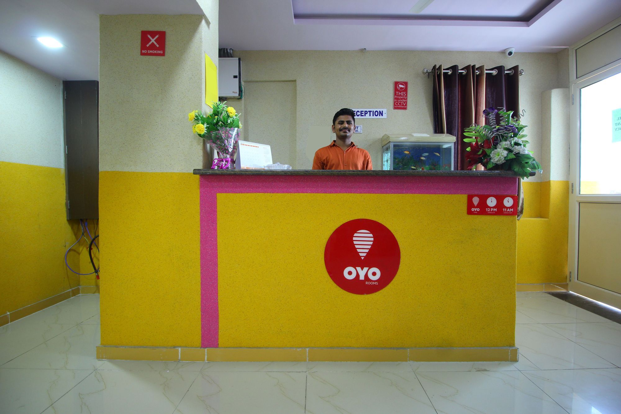 Vaccinated Staff- Oyo 8692 Vibrant Regency 3* Ahmedabad