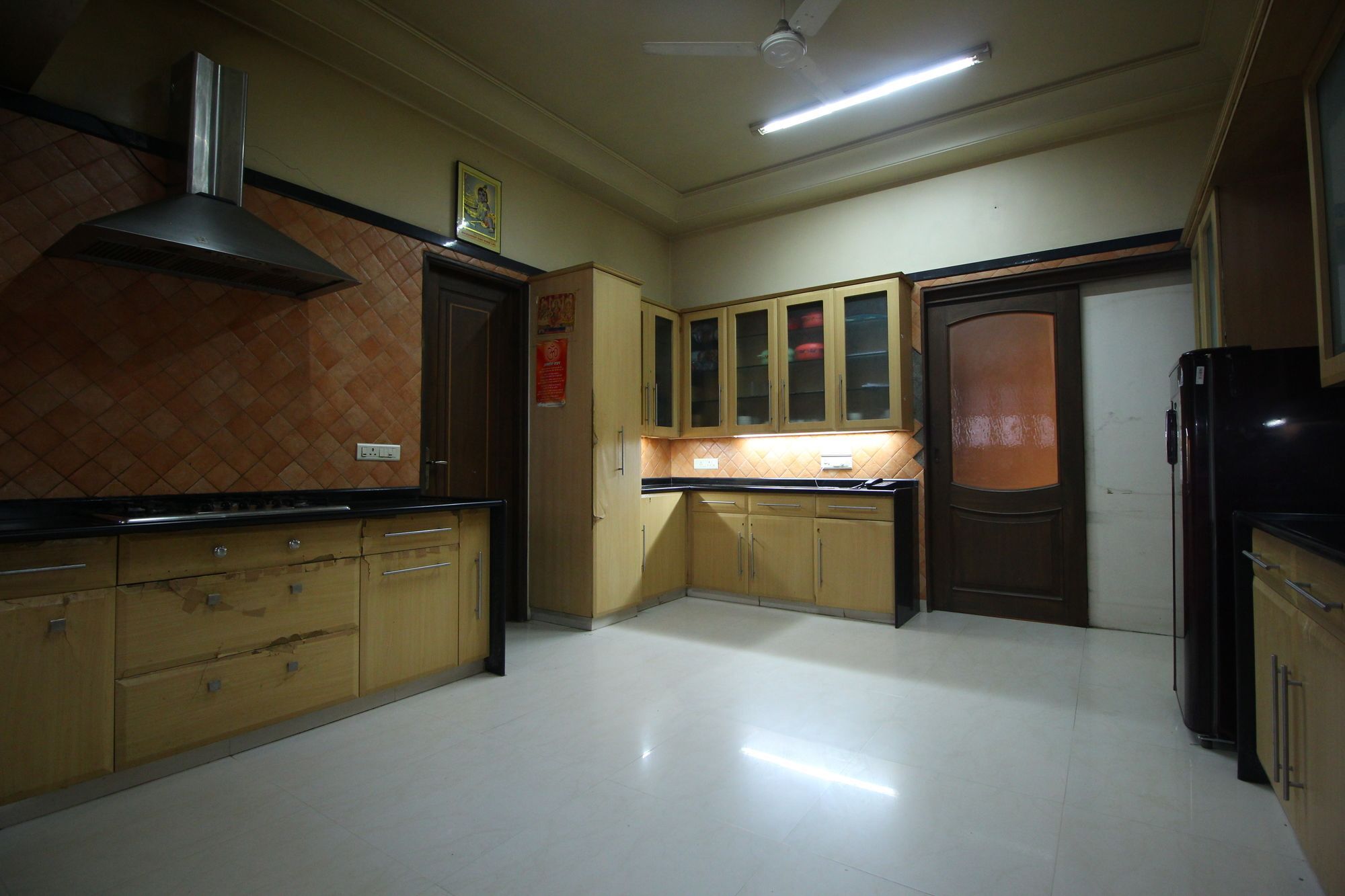 Hotel Oyo 8949 Atman Ahmedabad