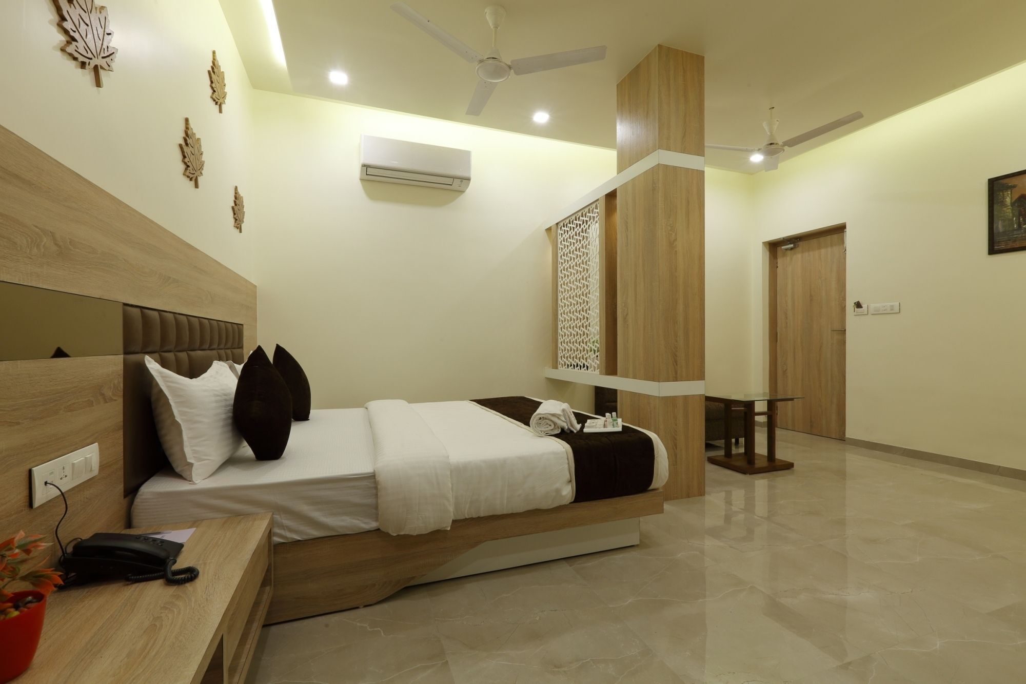 Alka Hotel Ahmedabad